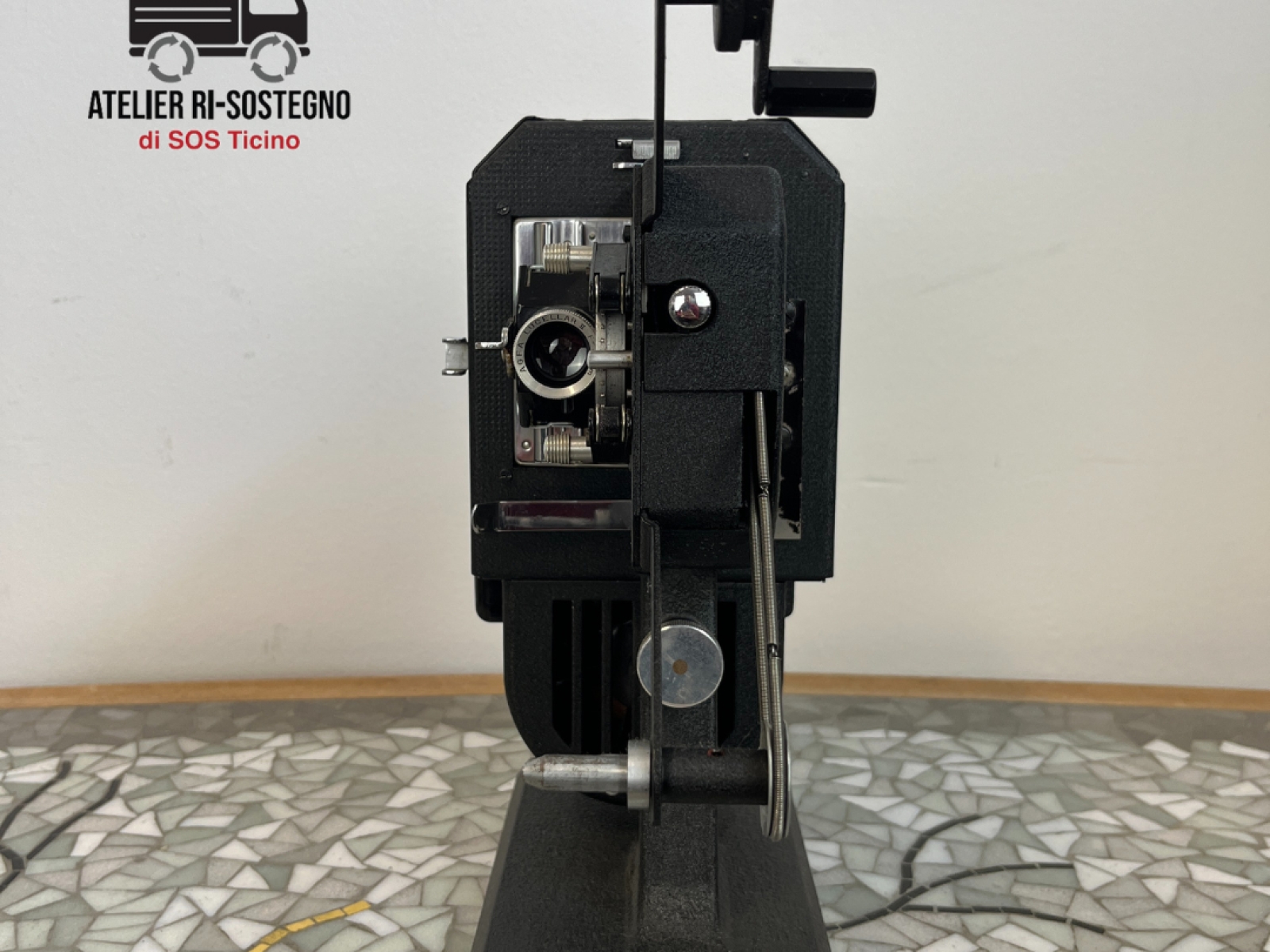 Cinepresa Agfa Movector 8 (8mm) 4