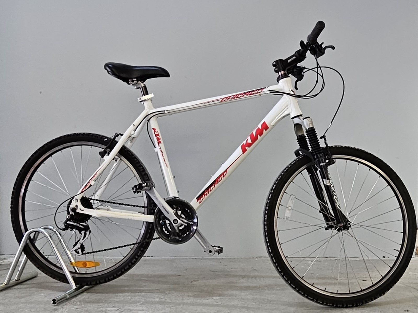 Bicicletta MTB KTM Bianco rosso 2