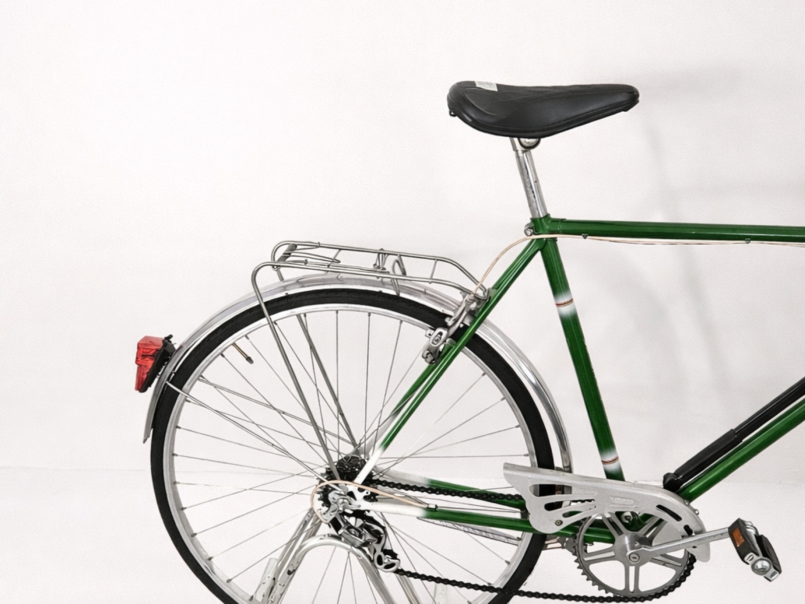 Bicicletta da turismo verde vintage (Nr. 39) 4