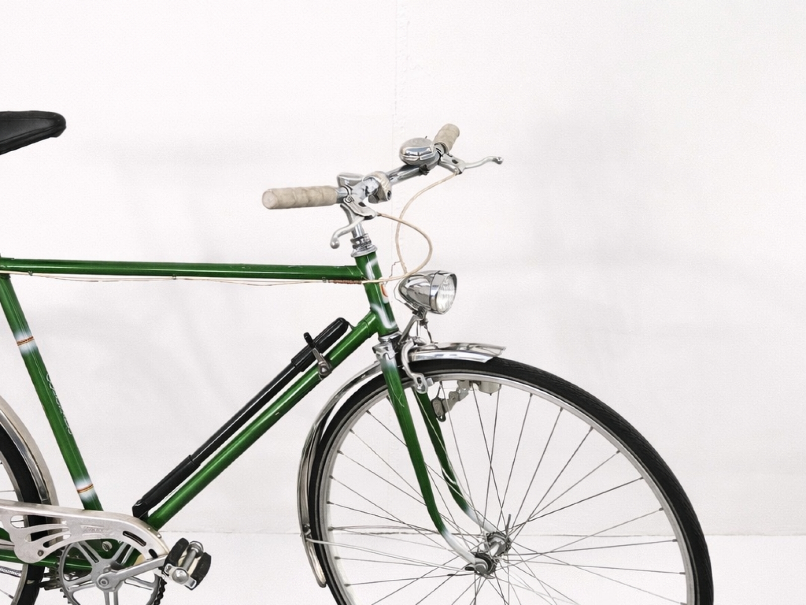 Bicicletta da turismo verde vintage (Nr. 39) 5