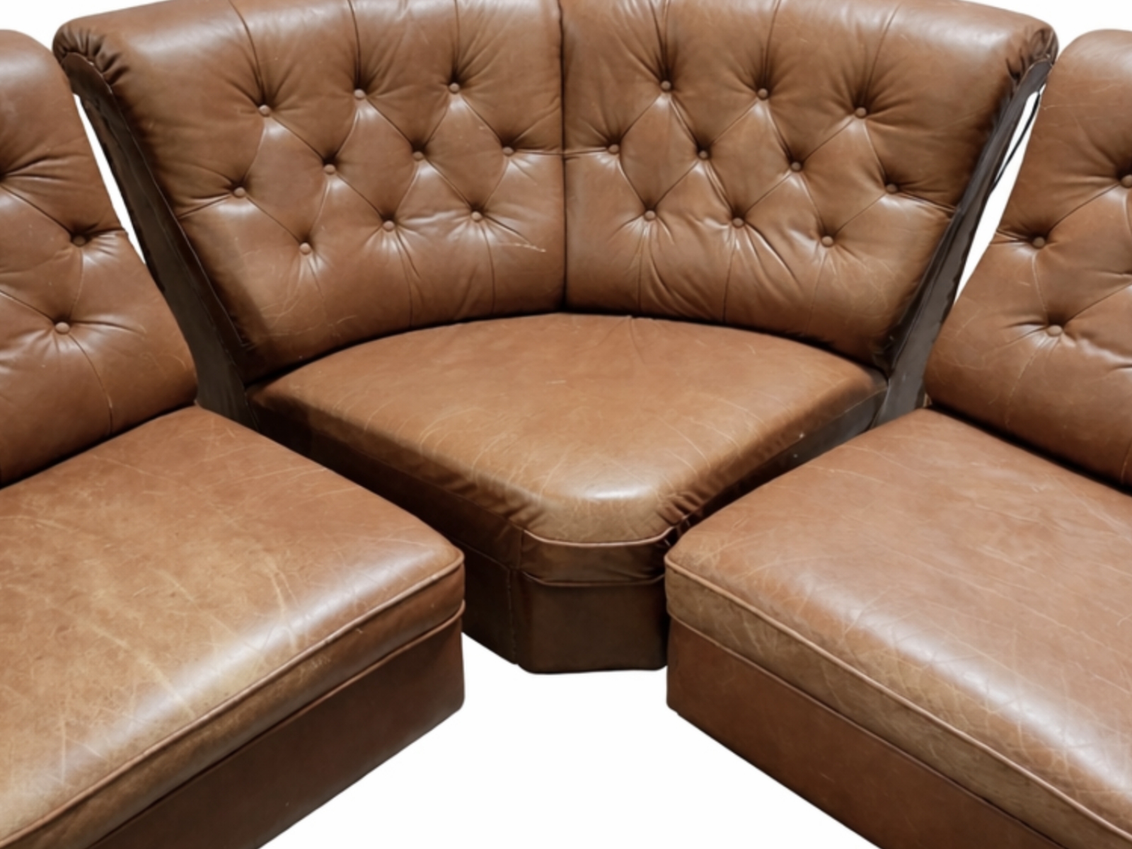Divano Angolare Chesterfield in Vera Pelle - Lusso Classico 4
