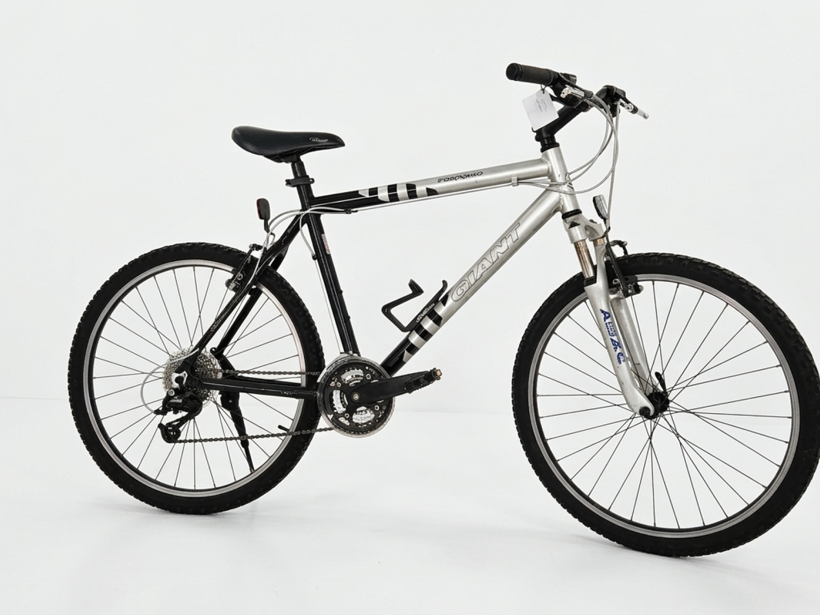 Mountain Bike Giant Terrago 26