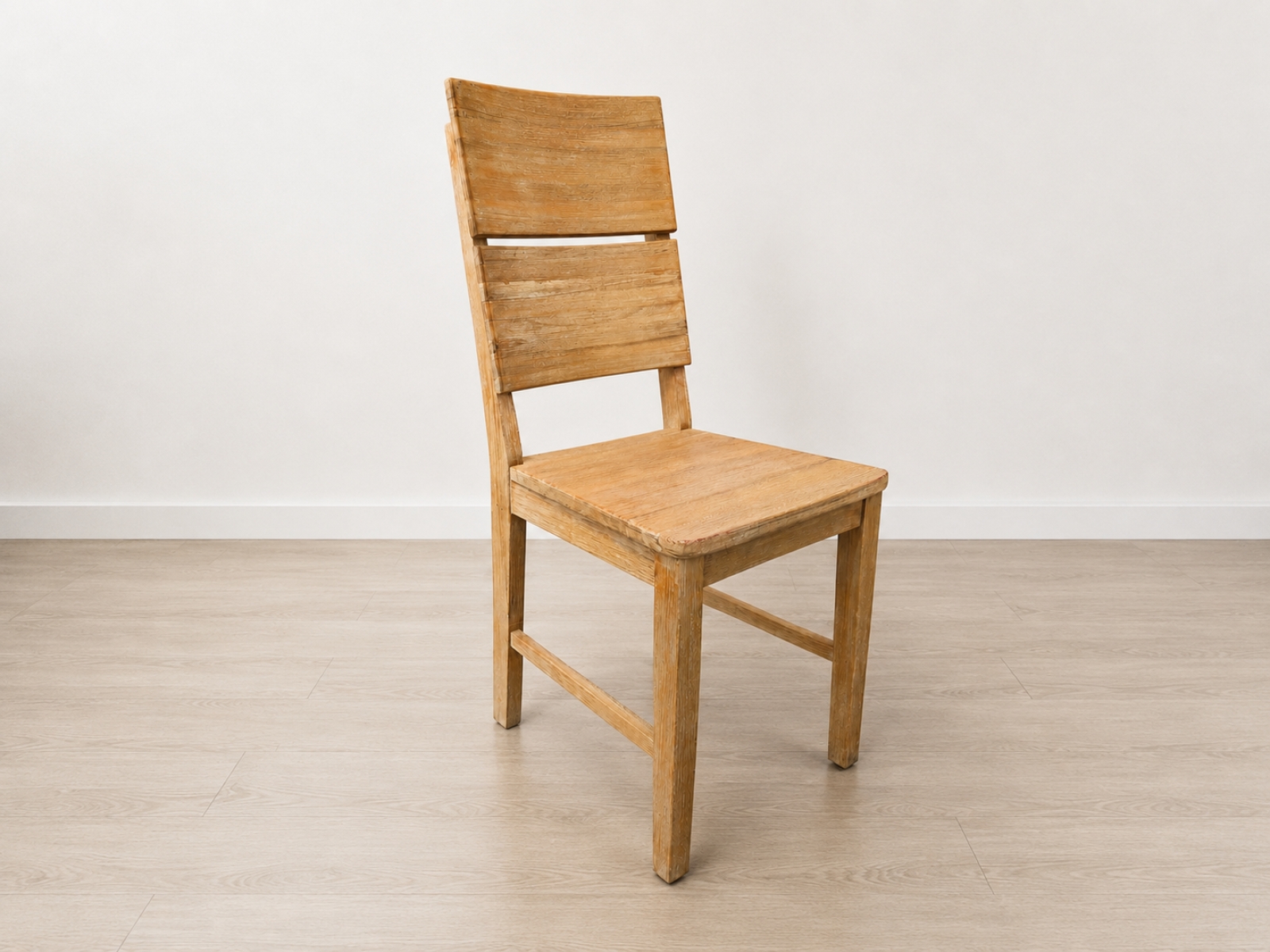 5 Sedie in legno massello stile nordico 2