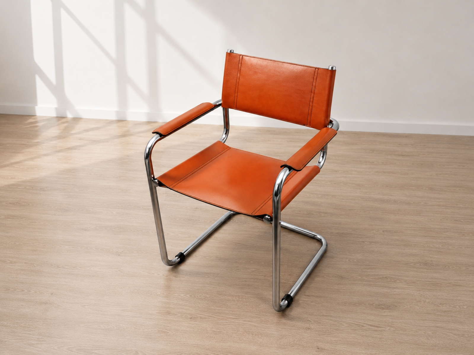 Sedia design cantilever cuoio e acciaio cromato 2