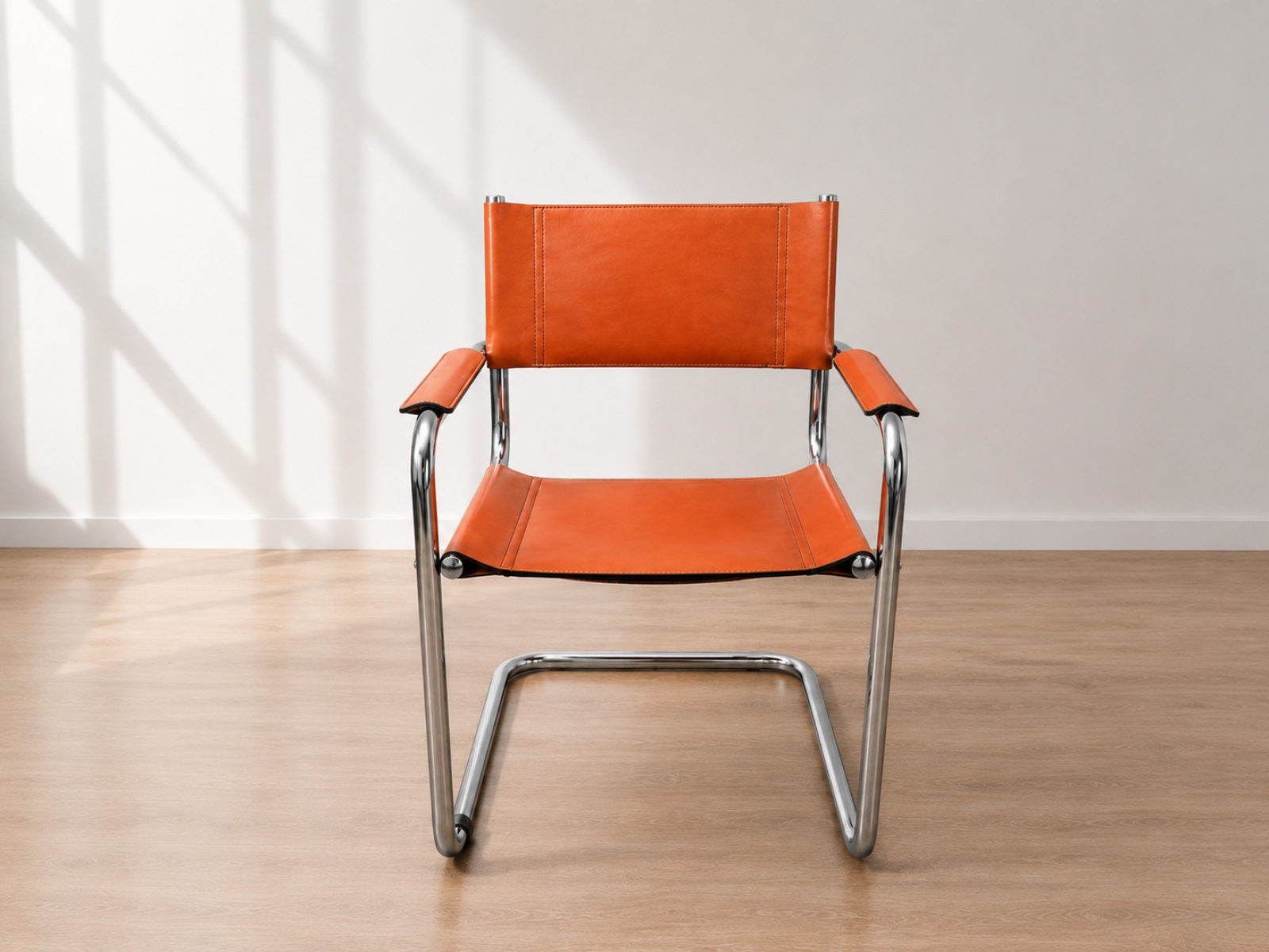 Sedia design cantilever cuoio e acciaio cromato 4