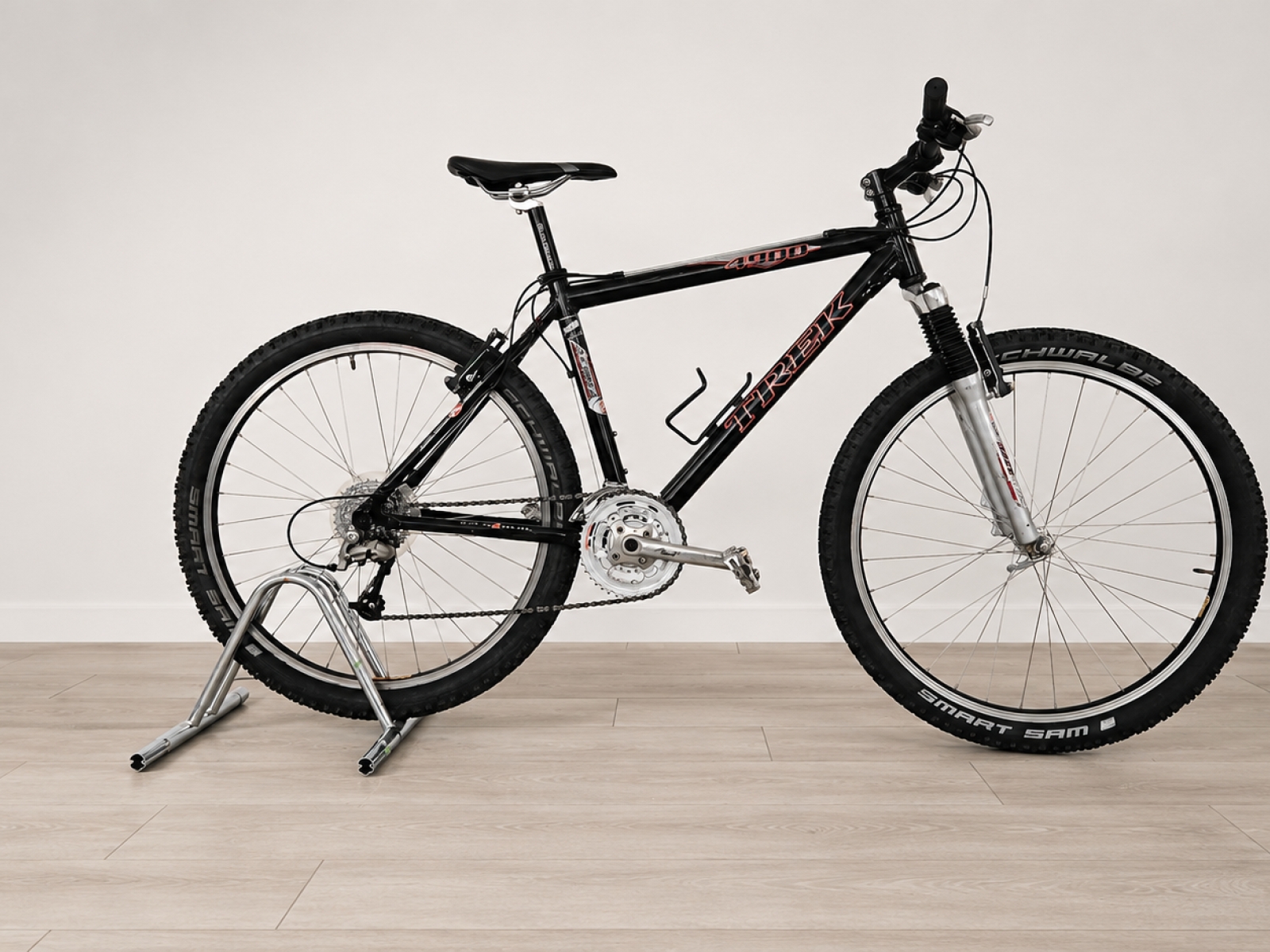 Trek 4900 Mountain Bike 26