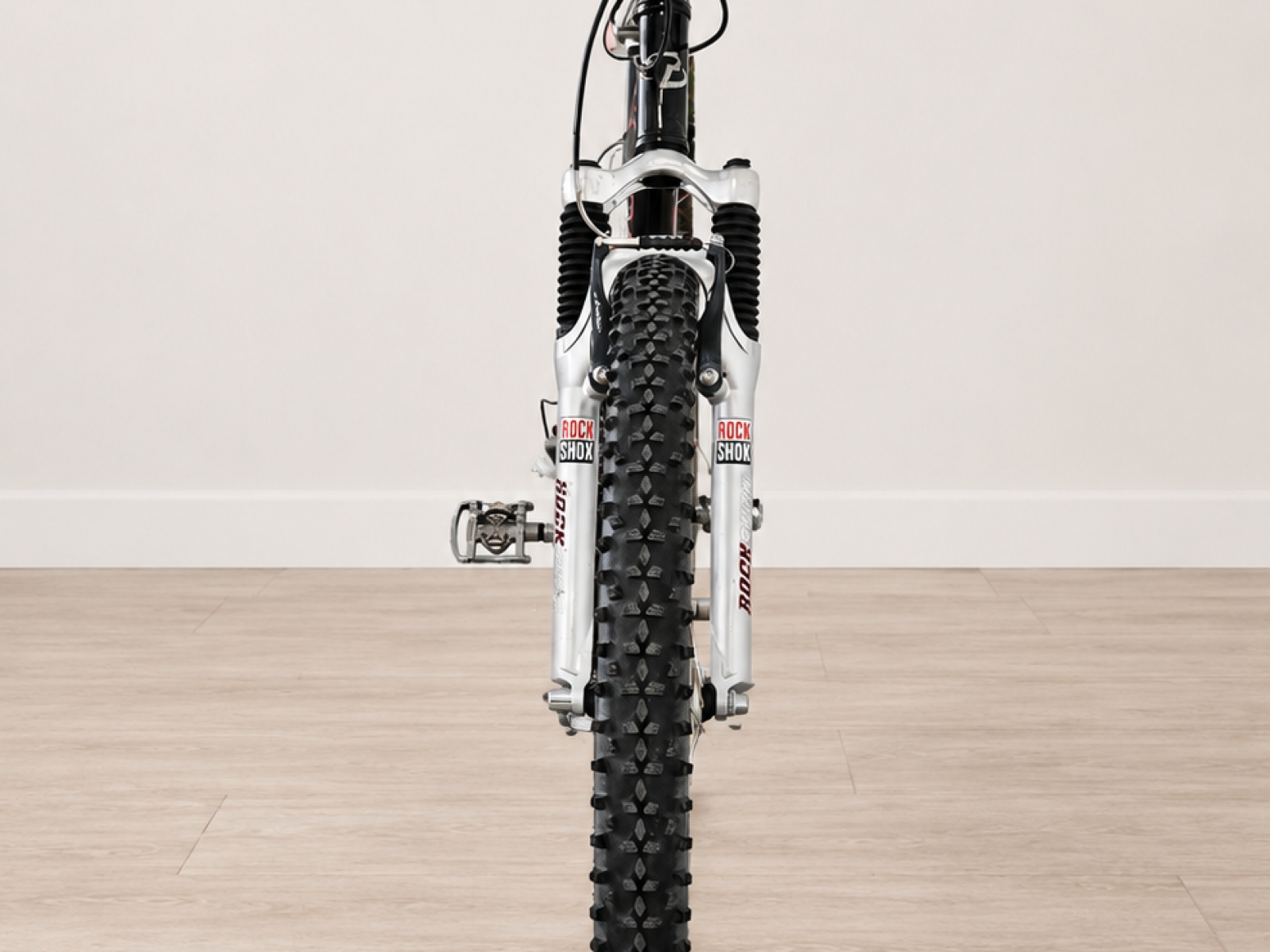 Trek 4900 Mountain Bike 26