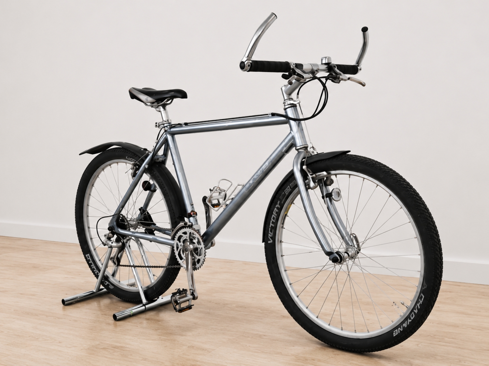 Lotus Bicicletta Trekking / City Bike 26