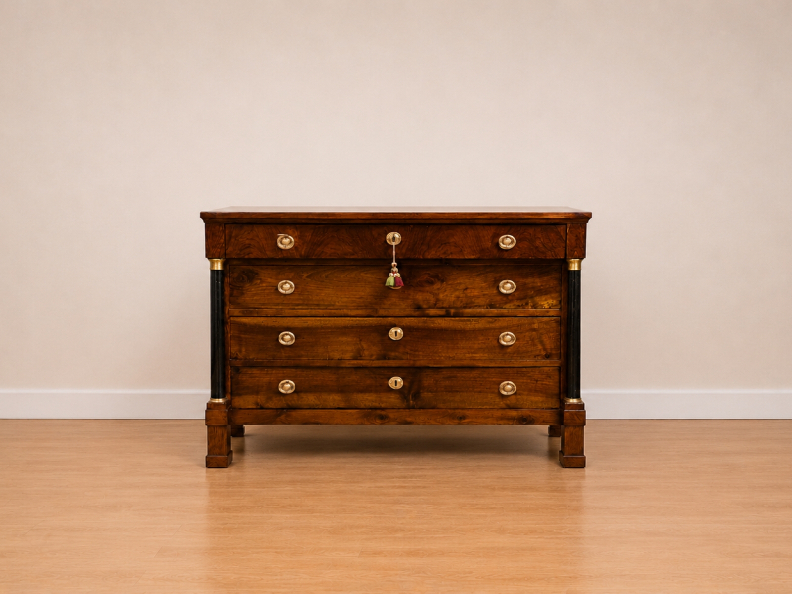 Comò d’epoca in legno pregiato 2