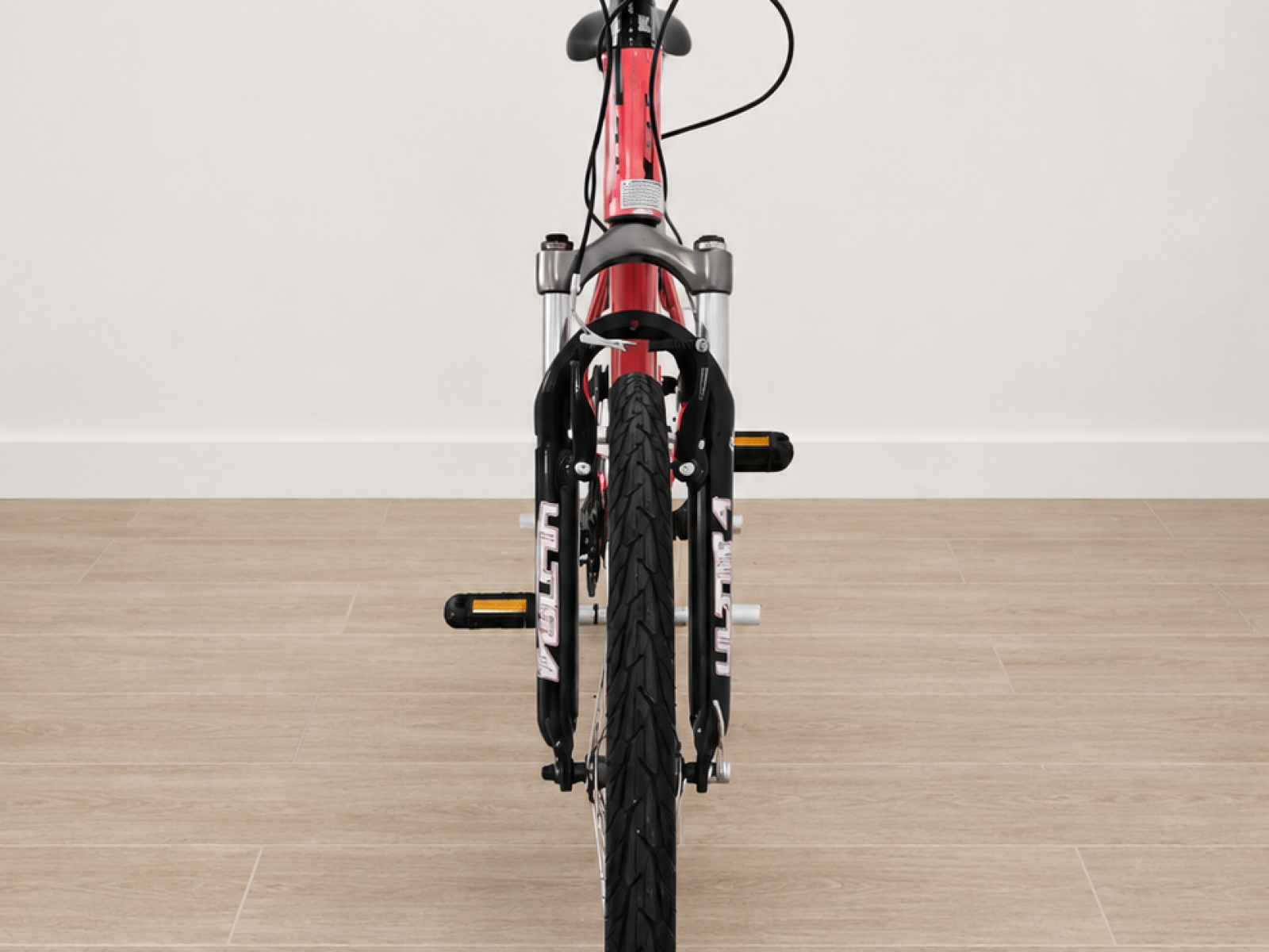 Bicicletta GT Avalanche 28