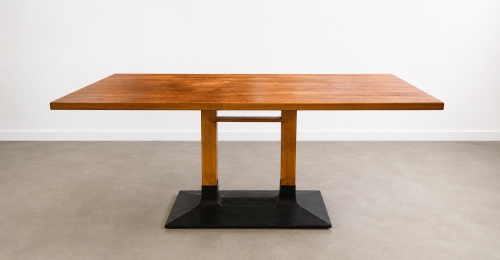 Tavolo in legno teak massiccio con base nera
