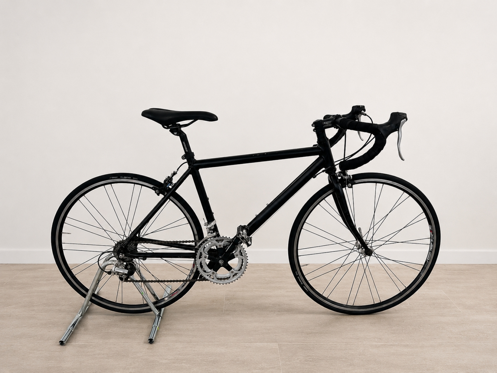 Bicicletta da corsa nera – Leggera e pronta all'uso (nr. 13) 2