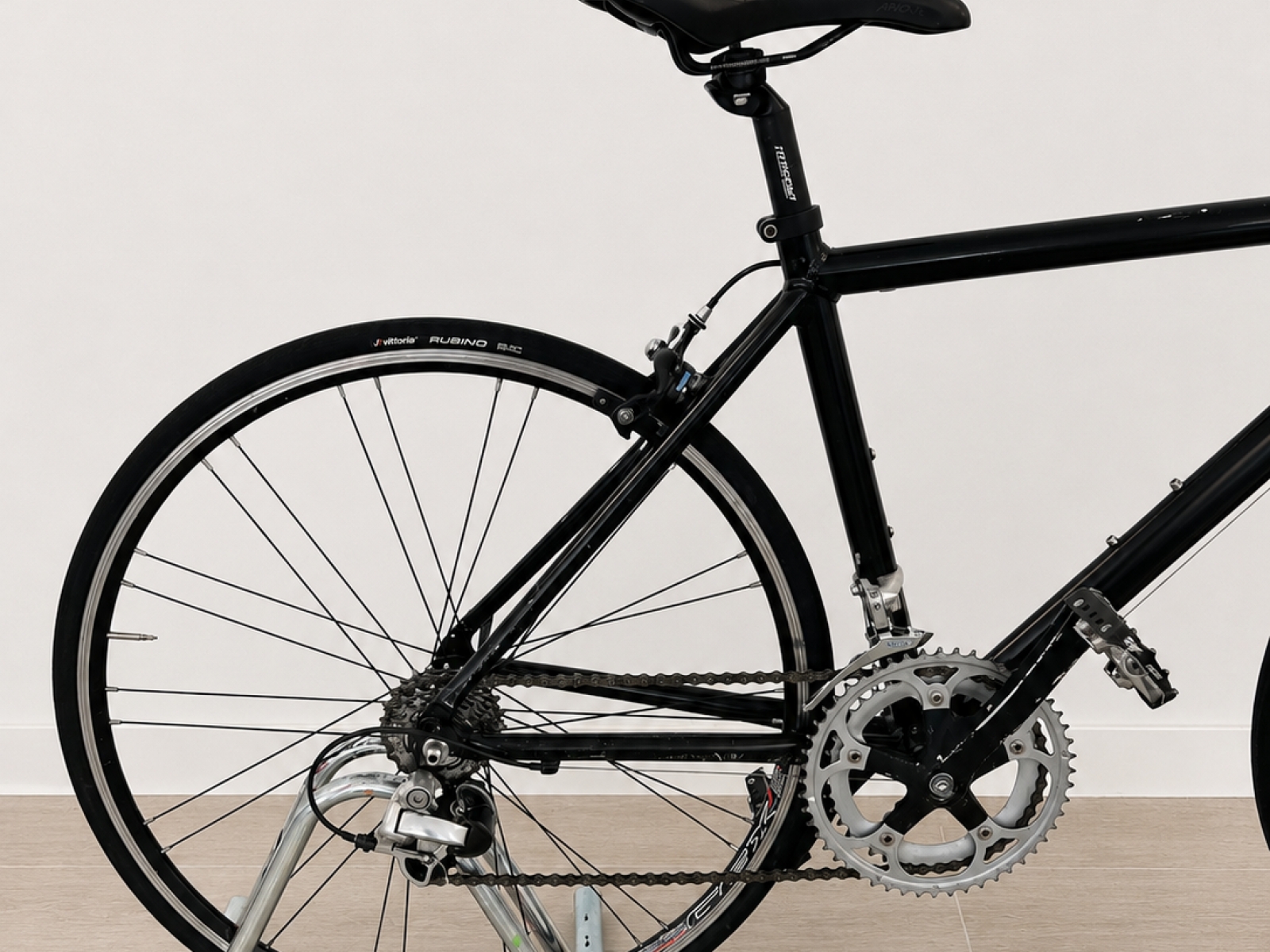 Bicicletta da corsa nera – Leggera e pronta all'uso (nr. 13) 4