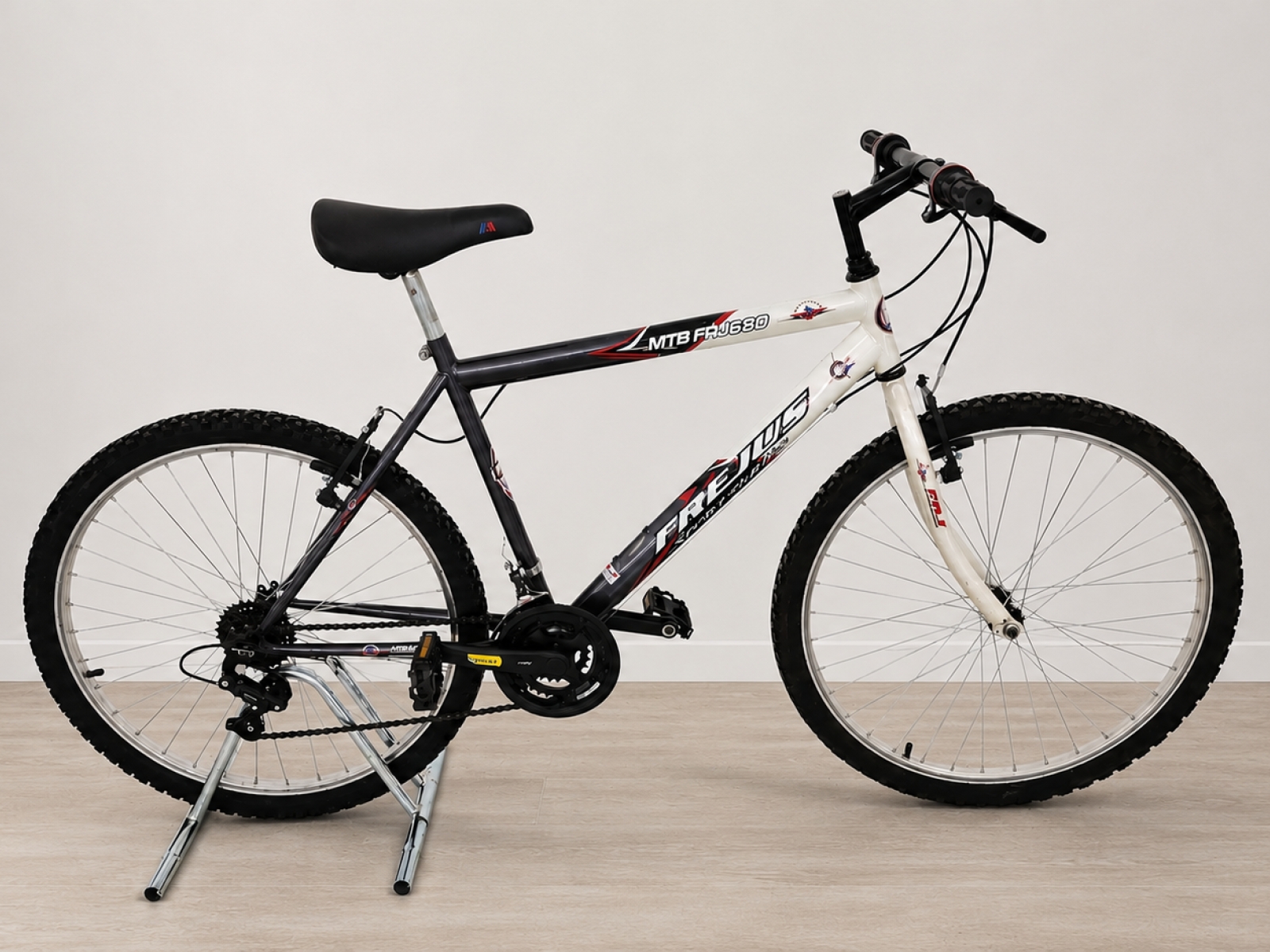 Bicicletta MTB Frejus FRJ680 – 26