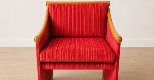 Poltrona vintage in tessuto rosso con braccioli in legno