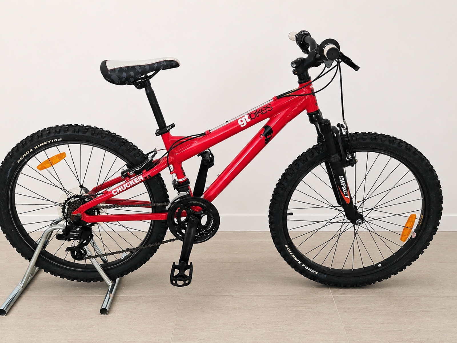 Bicicletta GT Chucker 24