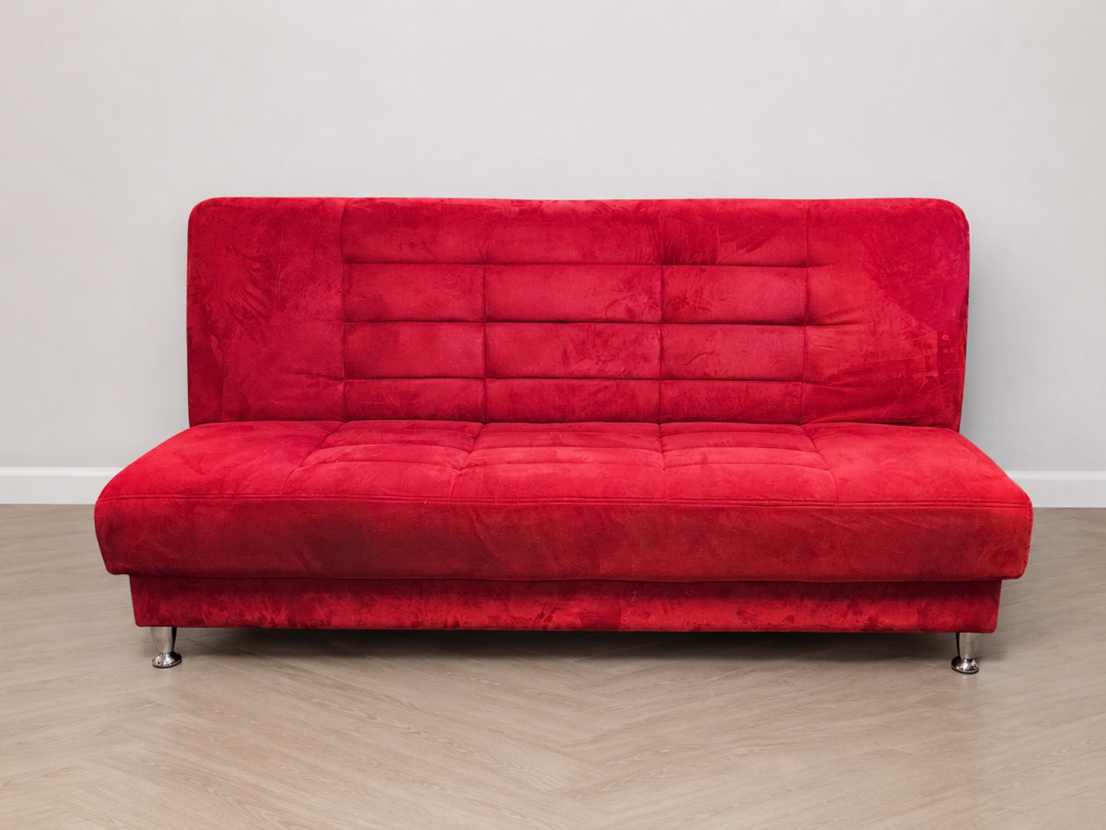 Divano letto 3 posti in tessuto rosso – Moderno e pratico 2