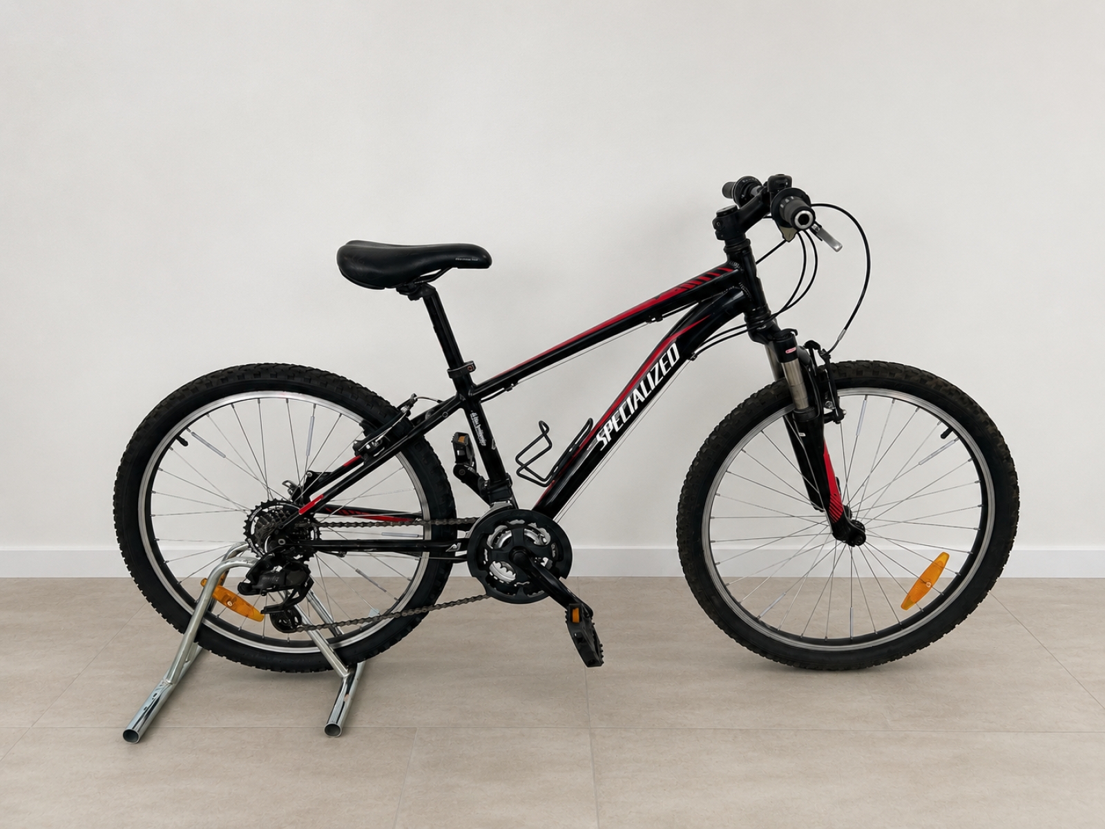 Bicicletta MTB Specialized 24