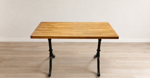 Tavolo in legno faggio con gambe in ghisa &ndash; 120 &times; 61 cm