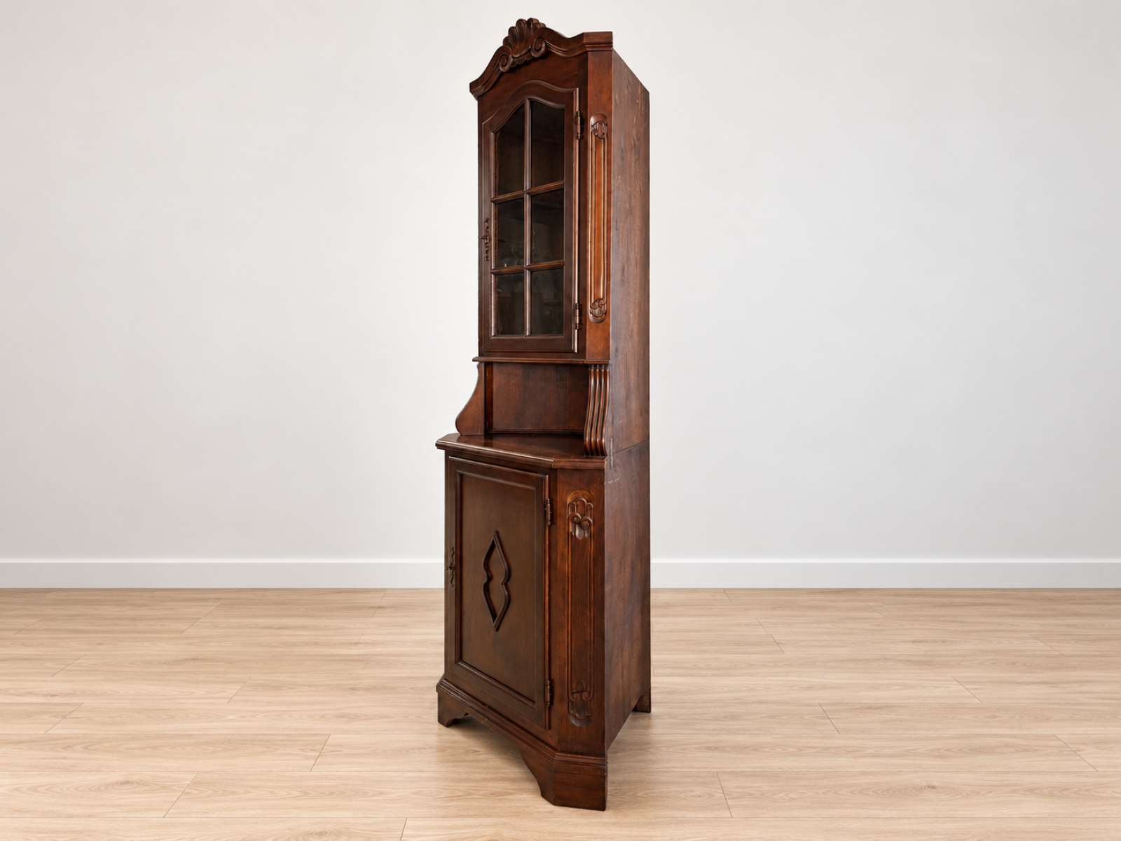 Credenza angoliera in legno con vetrina - stile classico 4
