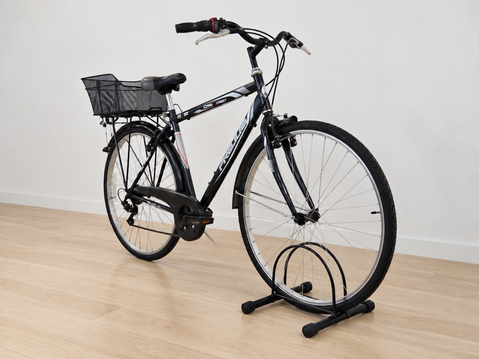 Bicicletta da città FREJUS con cestino (Nr. 50) 3