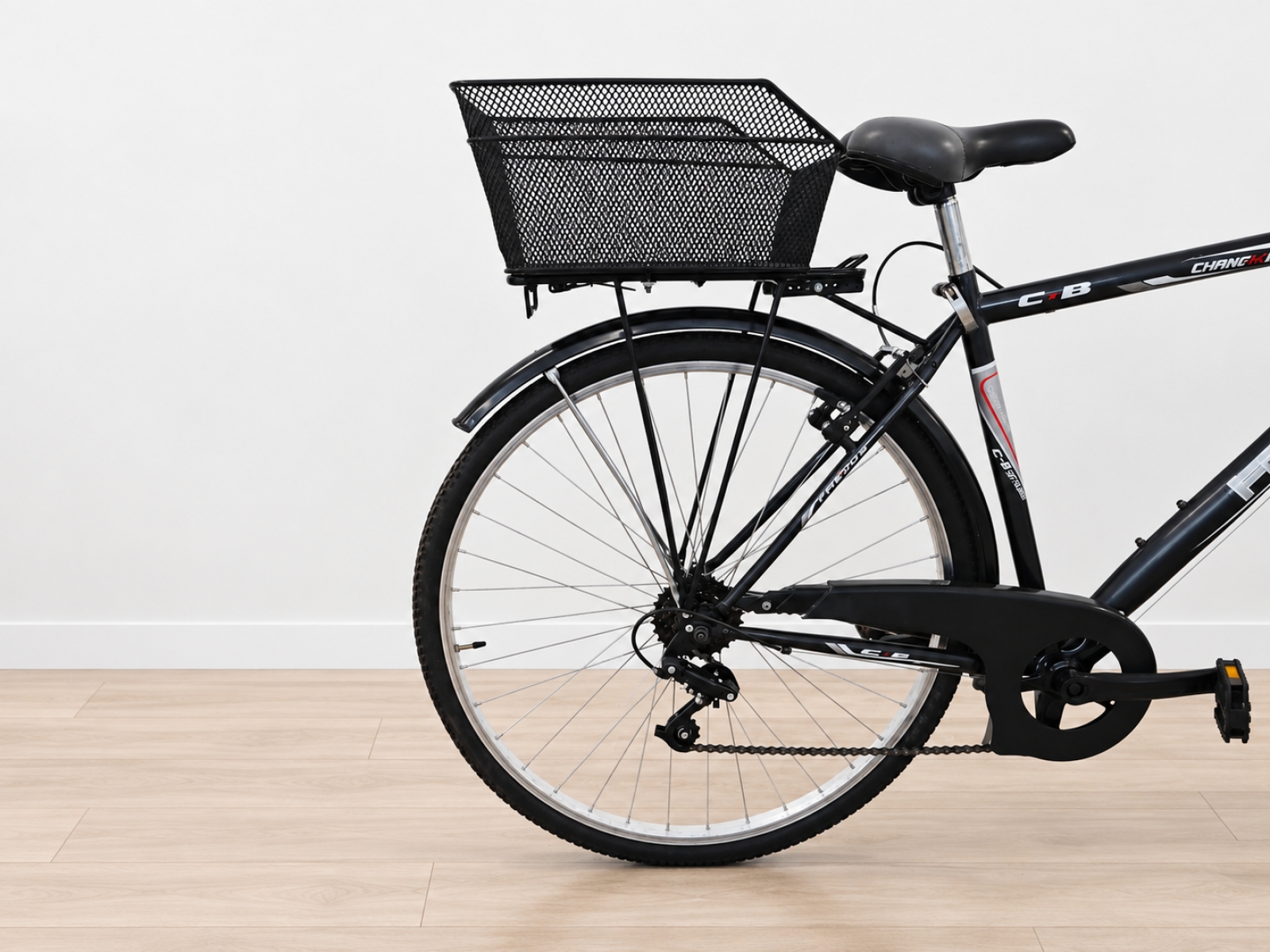 Bicicletta da città FREJUS con cestino (Nr. 50) 5