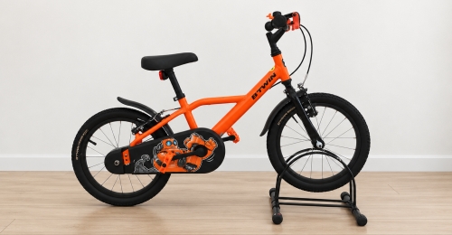 Bicicletta B&rsquo;Twin arancione (Nr. 6)