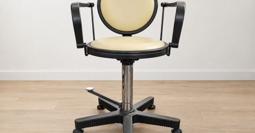Sedia da barbiere girevole regolabile &ndash; crema/nera