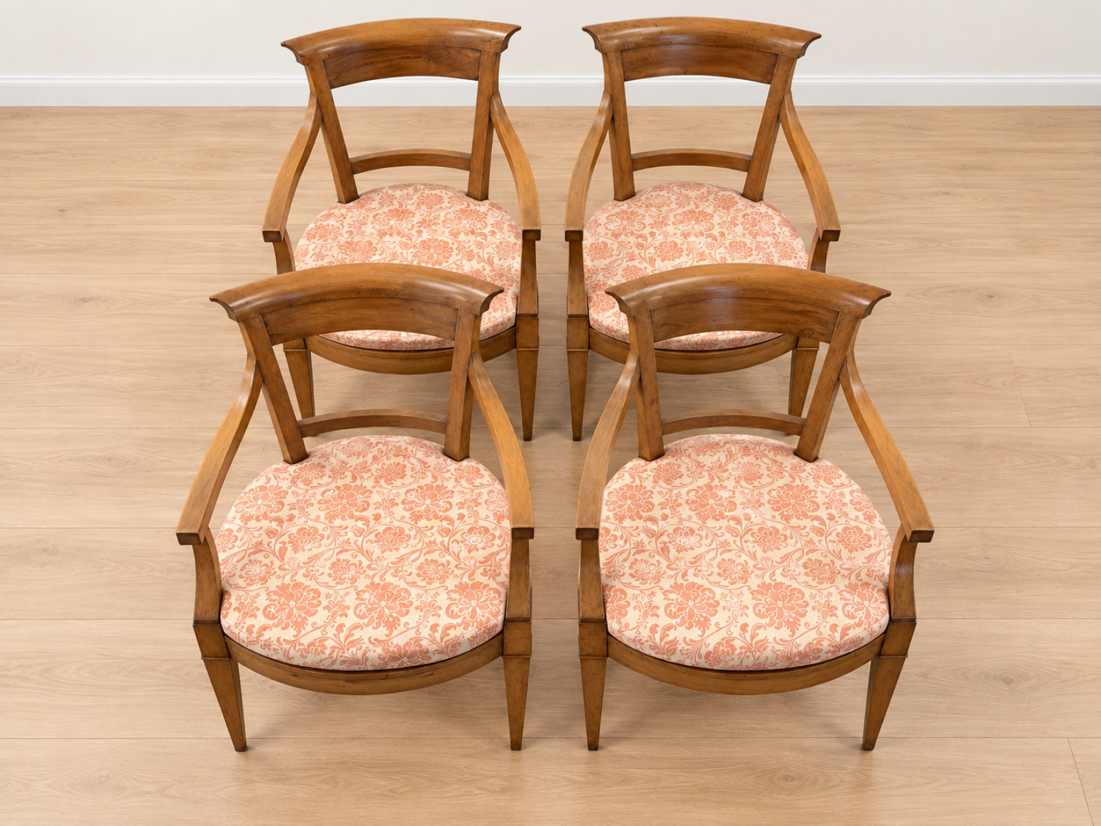 Set di 4 poltroncine in legno con seduta floreale 3