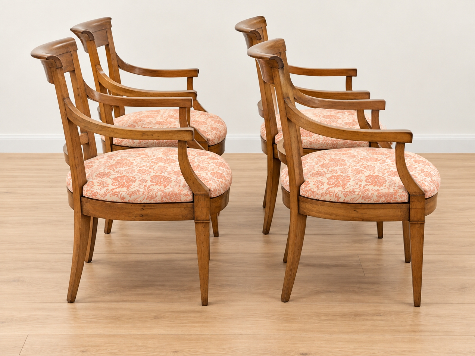Set di 4 poltroncine in legno con seduta floreale 4