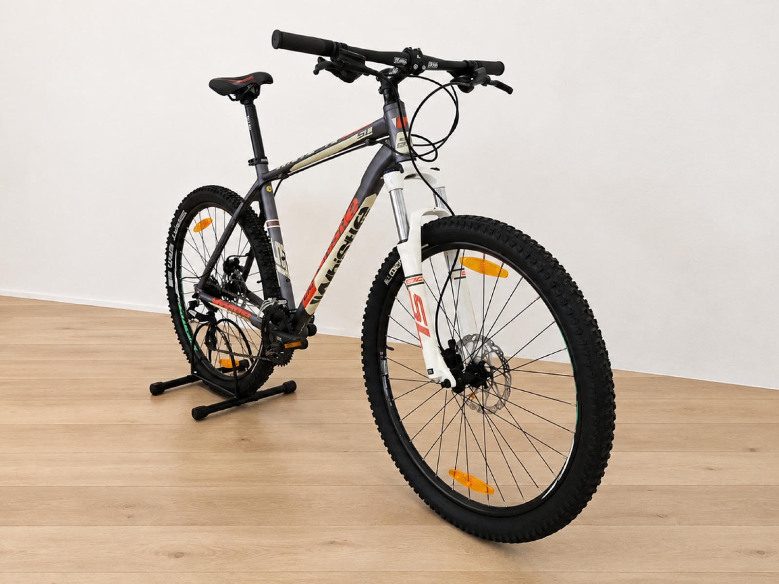 Mountain bike Whistle con forcella ammortizzata (Nr. 57) 5