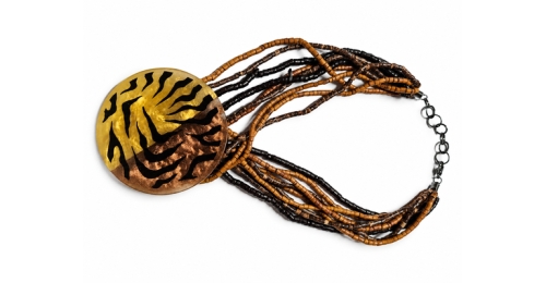 Collana multificilo con grande pendente decorativo (58pz)