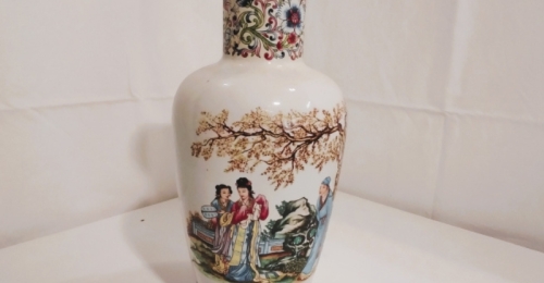 Vaso in ceramica asiatico