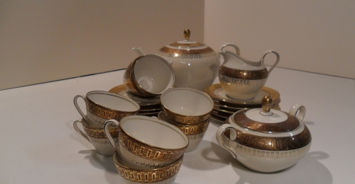Servizio  da té in ceramica