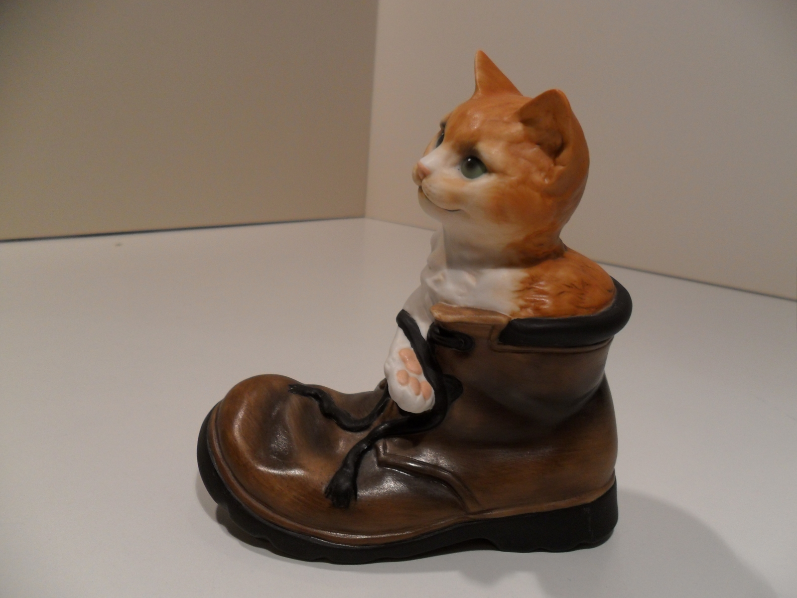 Gatto nella scarpa, marca Goebel 3